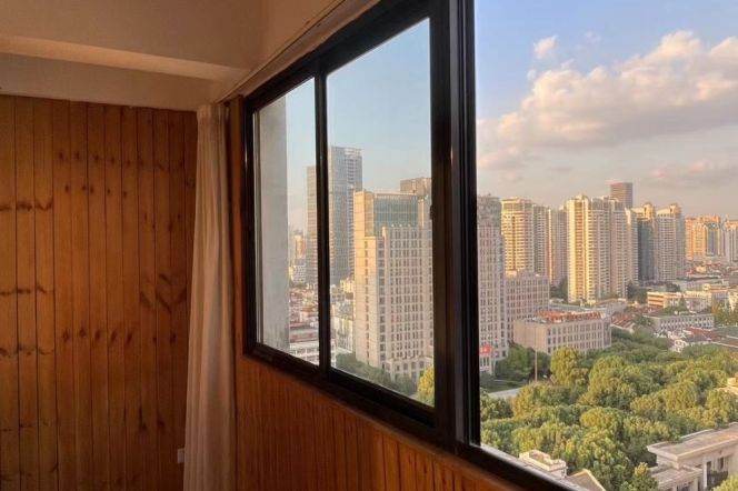 2BR Apartment in Jing'an with Outstanding View (L2/L7/L14)