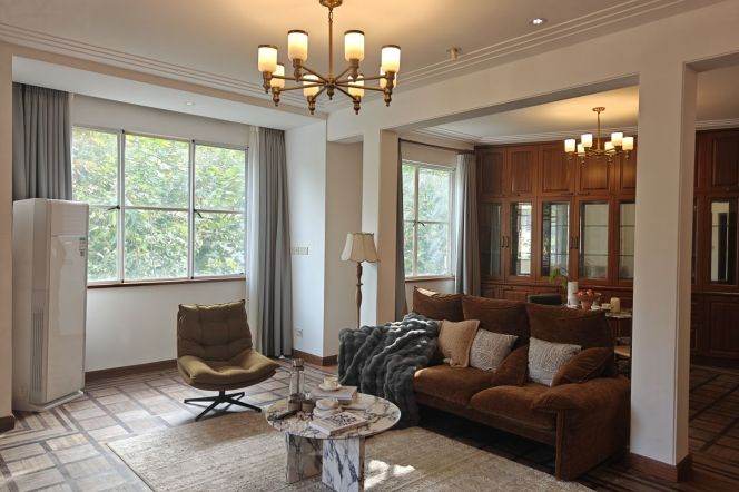 2BR Apartment in Old Xuhui (L1/L7/L10)