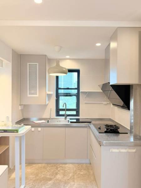 Housing image — Kitchen