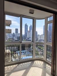 Housing image — Balcony