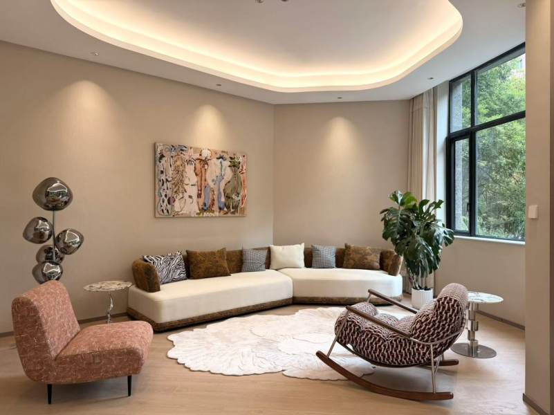 Housing image — Living Room