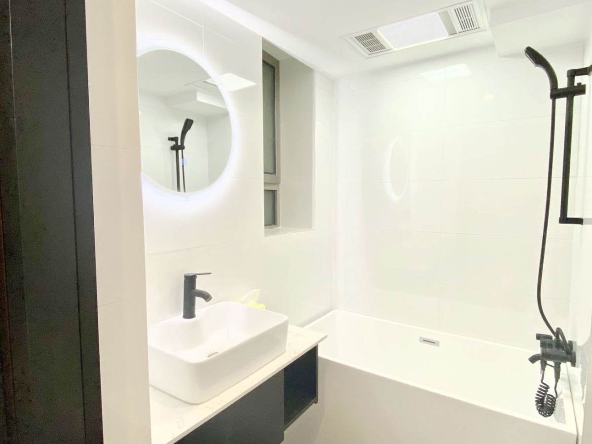 Housing image — Bathroom