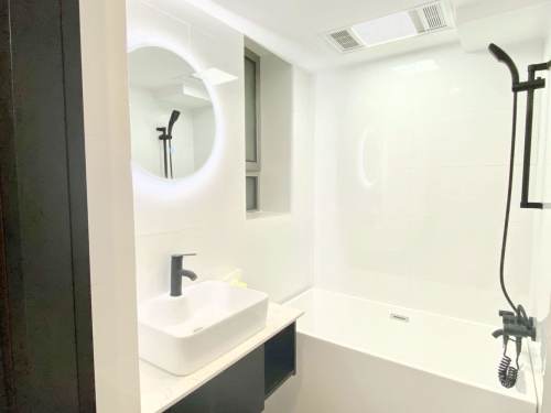 Housing image — Bathroom
