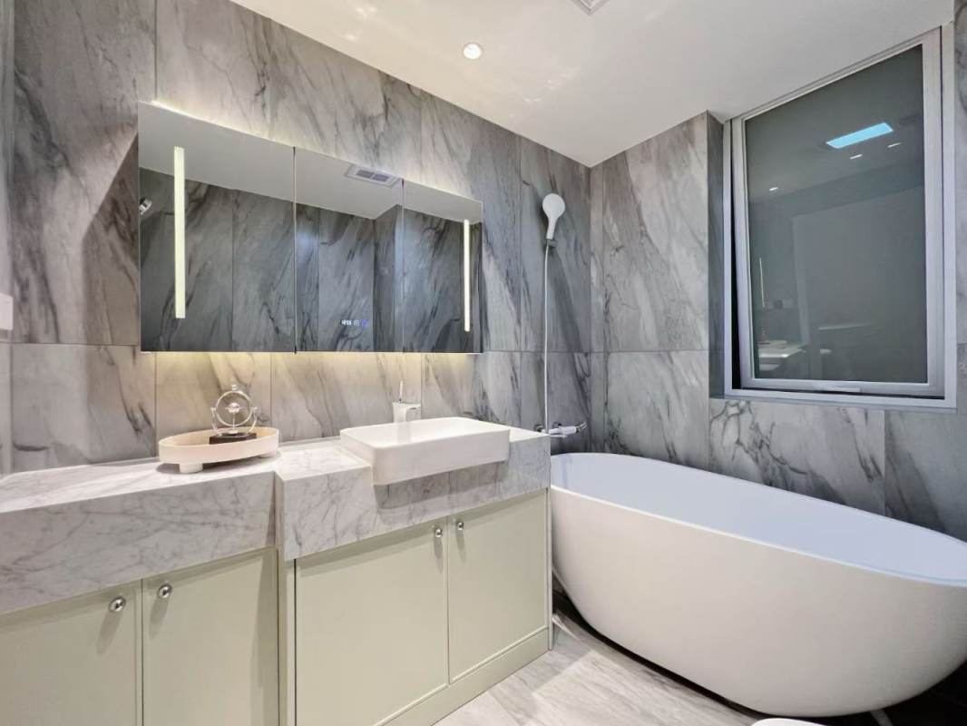 Housing image — Bathroom