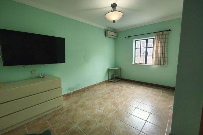 High-Ceiling 1BR Heritage Apartment in Old Xuhui with Private Garden