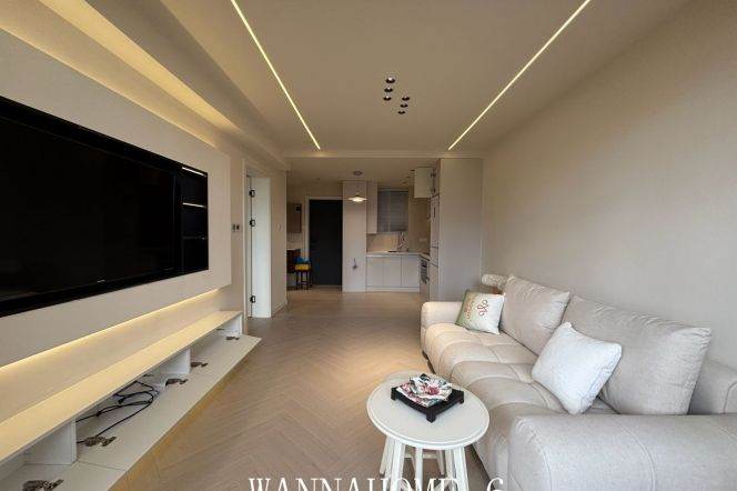 1BR Apartment near Jiaotong University Metro (L10/L11)