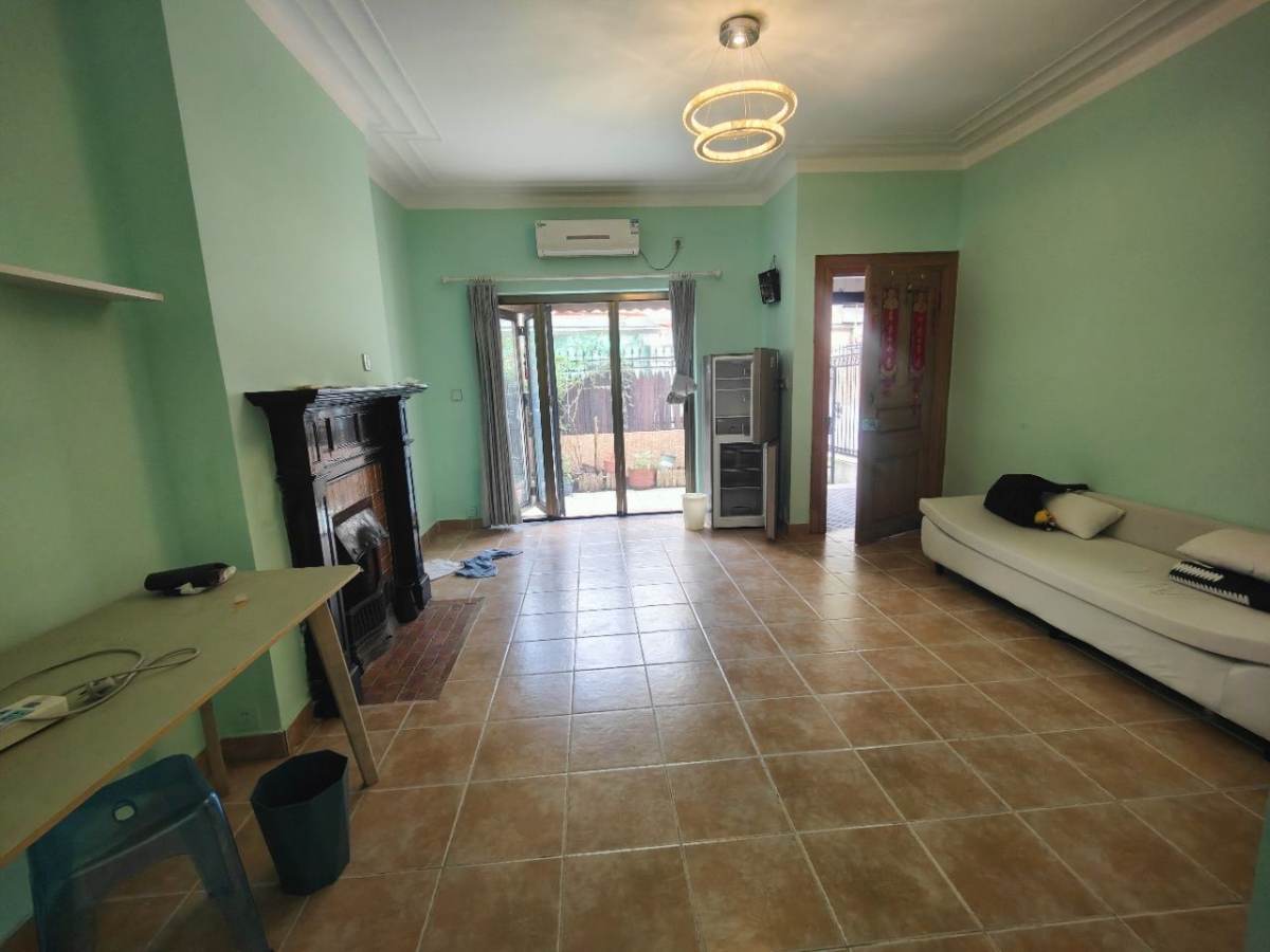 Housing image — Living Room