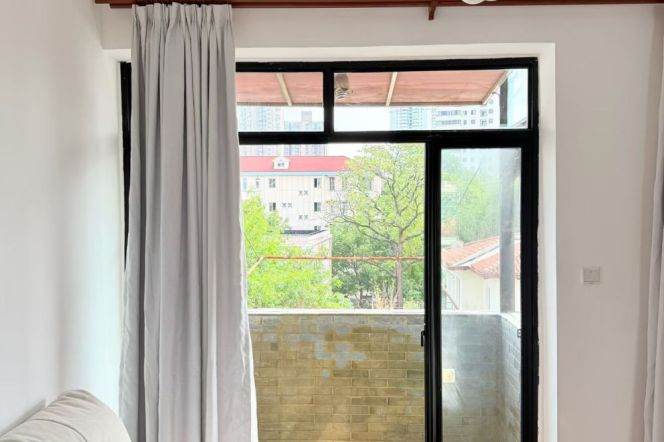 1BR Lane House in Old Xuhui (L9/L12)