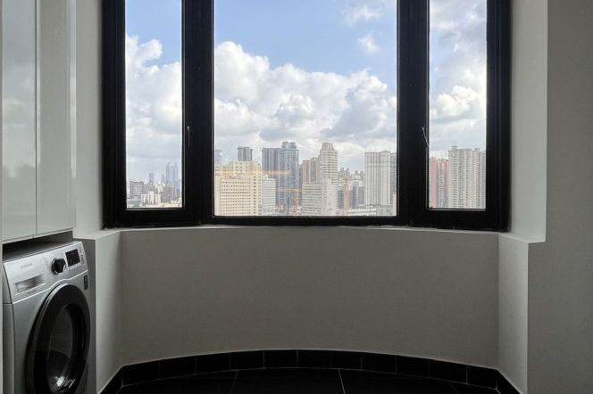 Spacious 1BR Apartment in Jing'an with Outstanding View (L2/L7/L14)