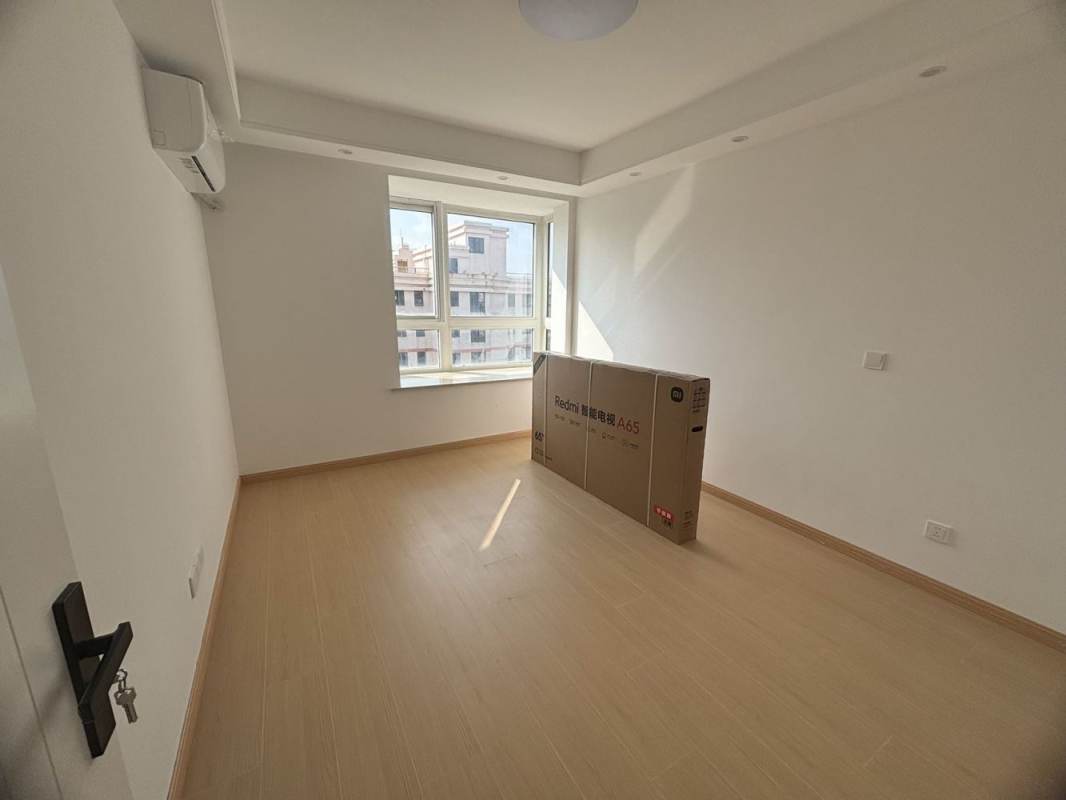 Housing image — Bedroom