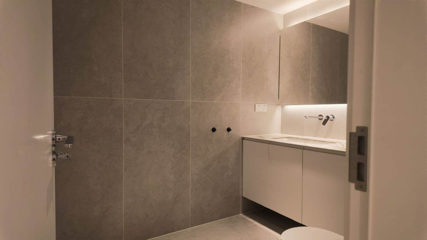 Housing image — Bathroom