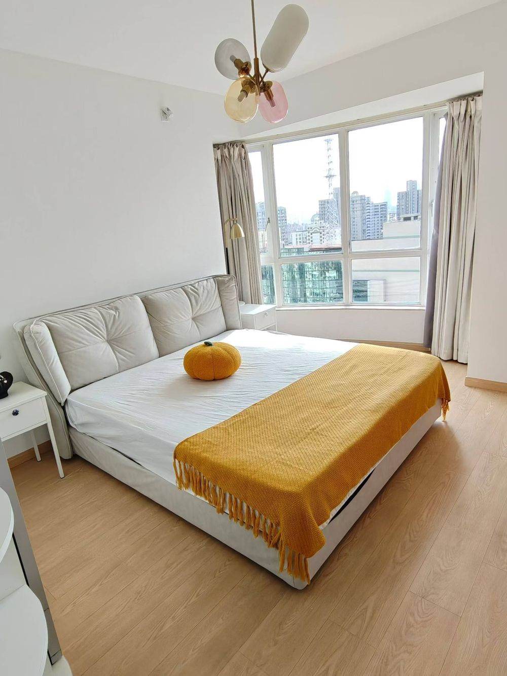 Housing image — Bedroom