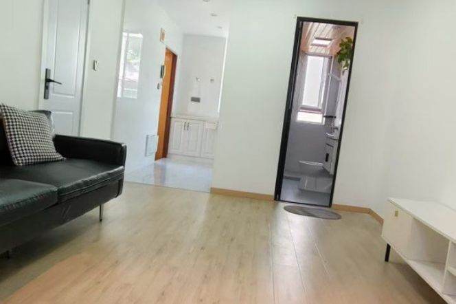 1BR Apartment near Hongqiao Rd Metro (L3/L4/L10)