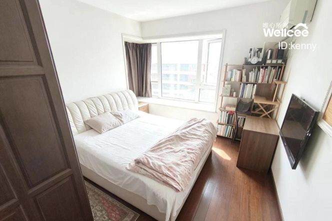 2BR Apartment near Beiyangjing Rd Metro with Terrace (L6)