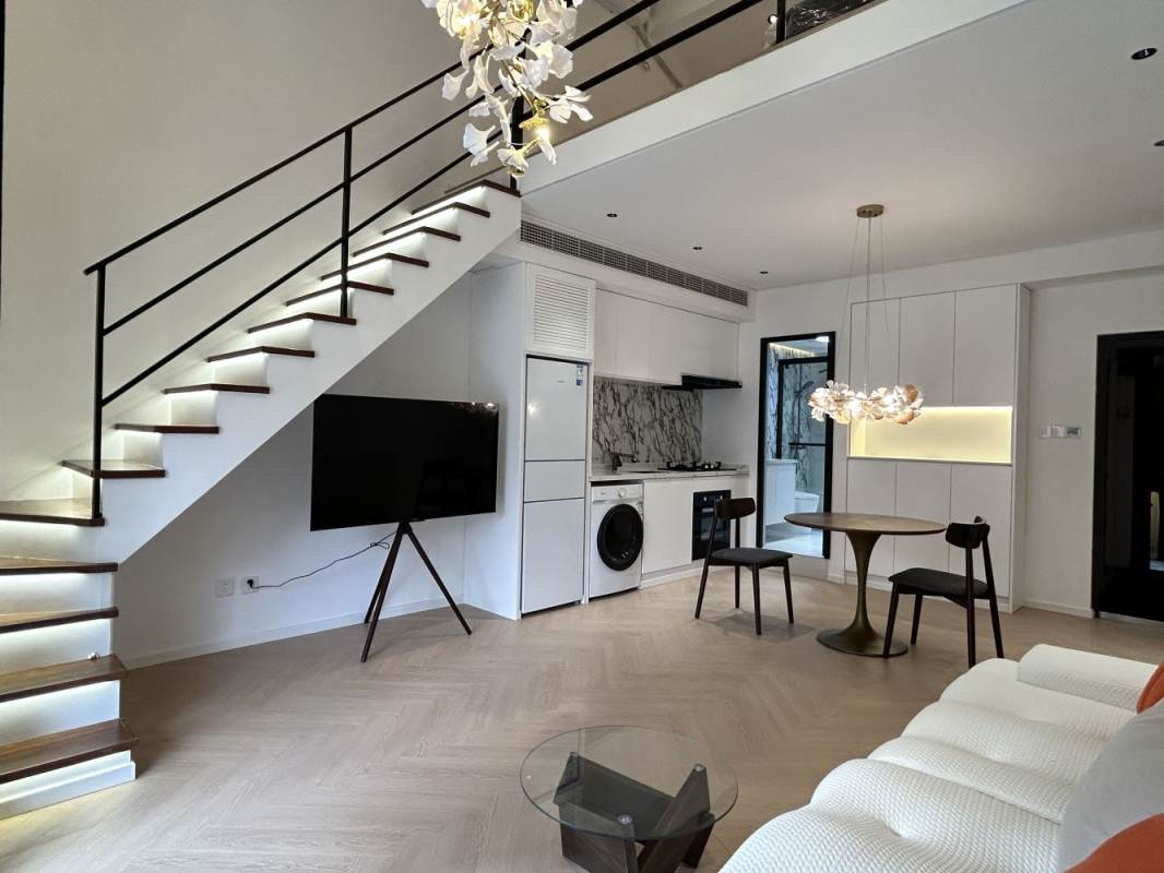 Housing image — Living Room
