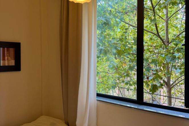 Spacious 1BR Apartment in Jing'an (L2/L7/L14)