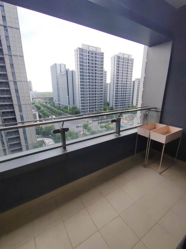 Housing image — Balcony