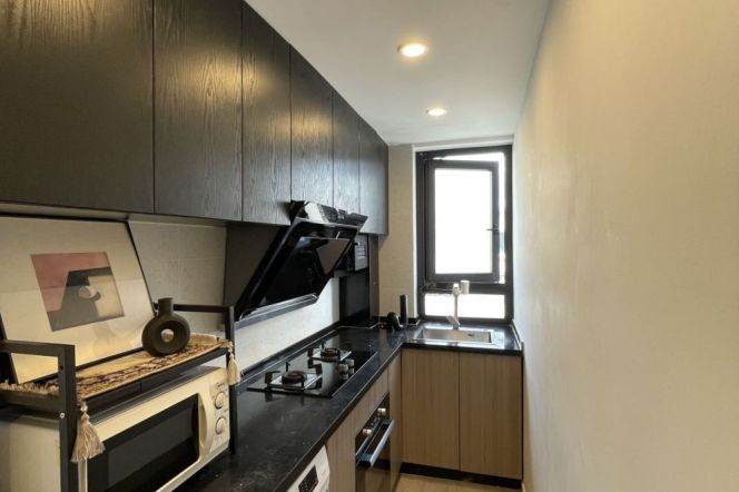 1BR Apartment in Jing'an (L2/L7/L14)