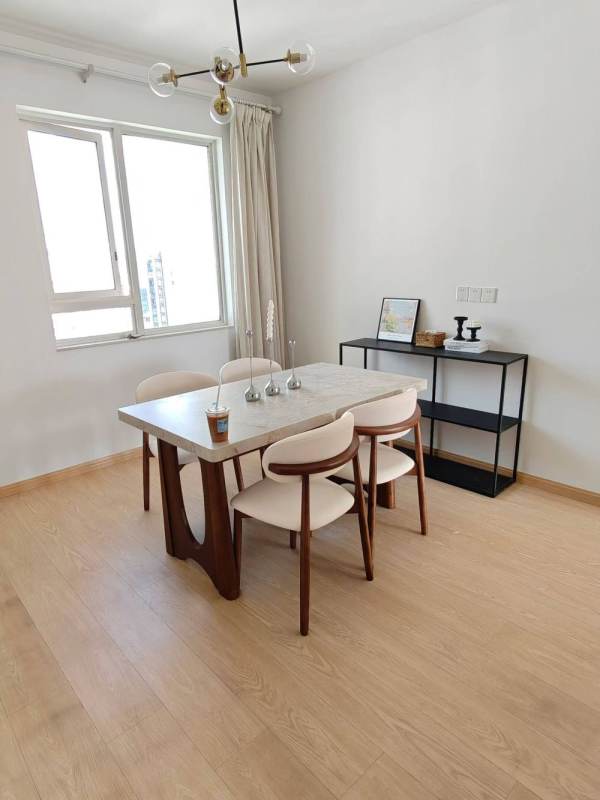 Housing image — Dining Area