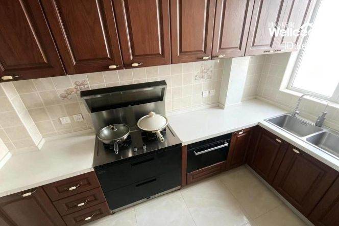 2BR Apartment near Beiyangjing Rd Metro with Terrace (L6)