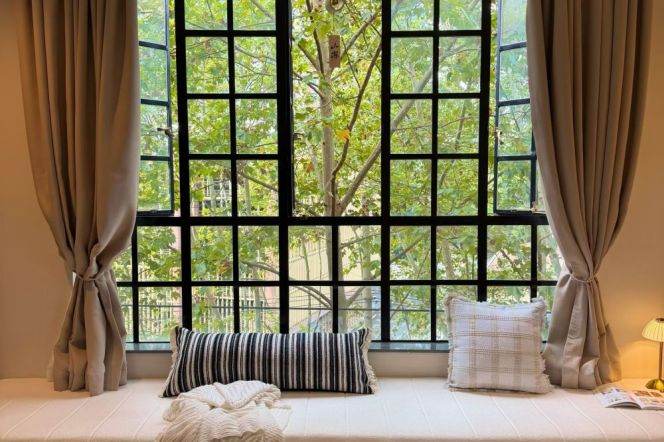 Spacious 1BR Apartment in Jing'an (L2/L7/L14)
