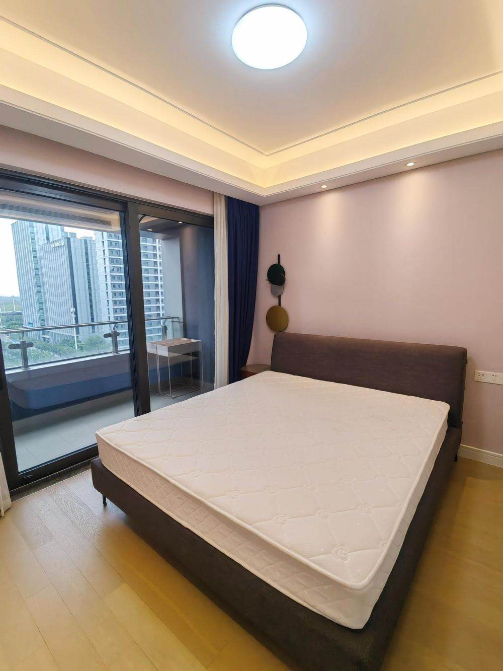 Housing image — Bedroom