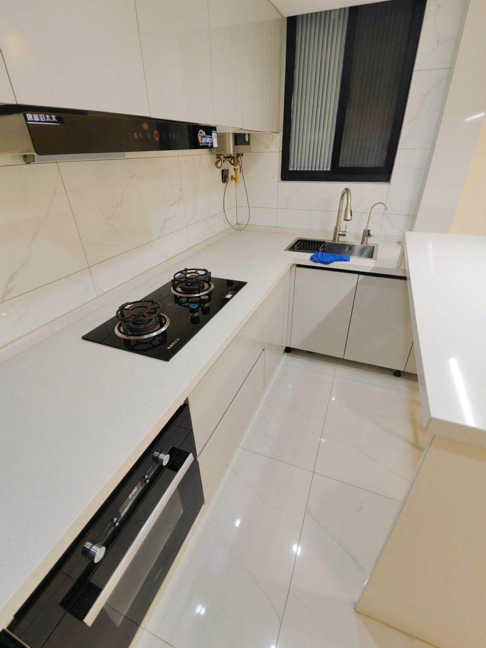 Housing image — Kitchen