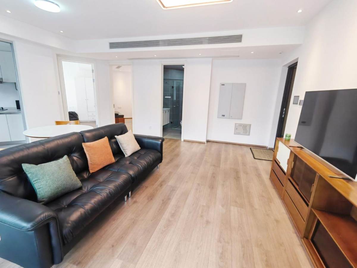 Housing image — Living Room