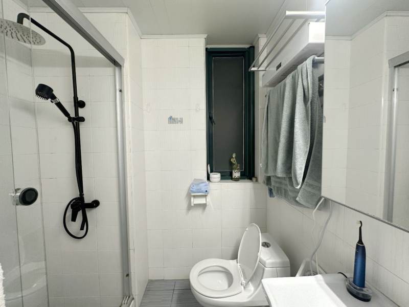 Housing image — Bathroom
