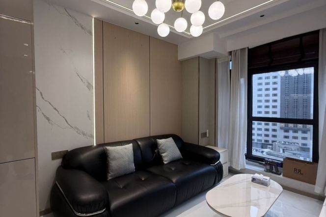 2BR Apartment near Jiangsu Rd Metro (L2/L11)