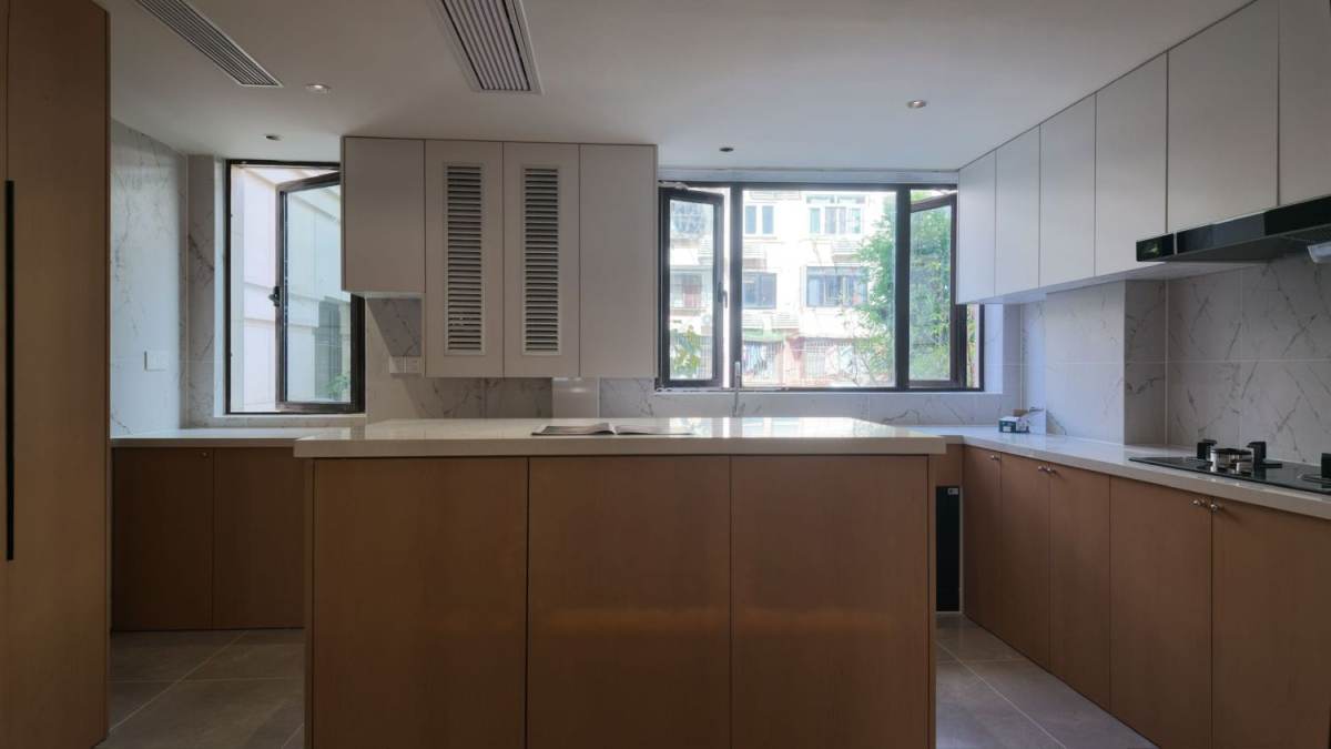 Housing image — Kitchen