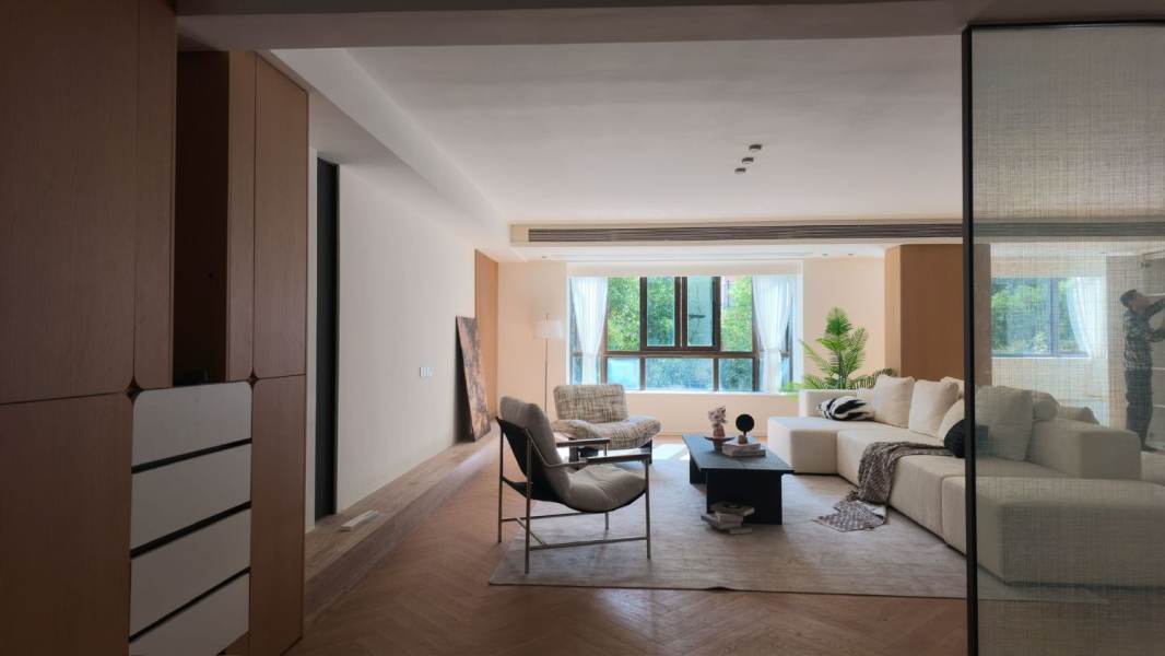 Housing image — Living Room