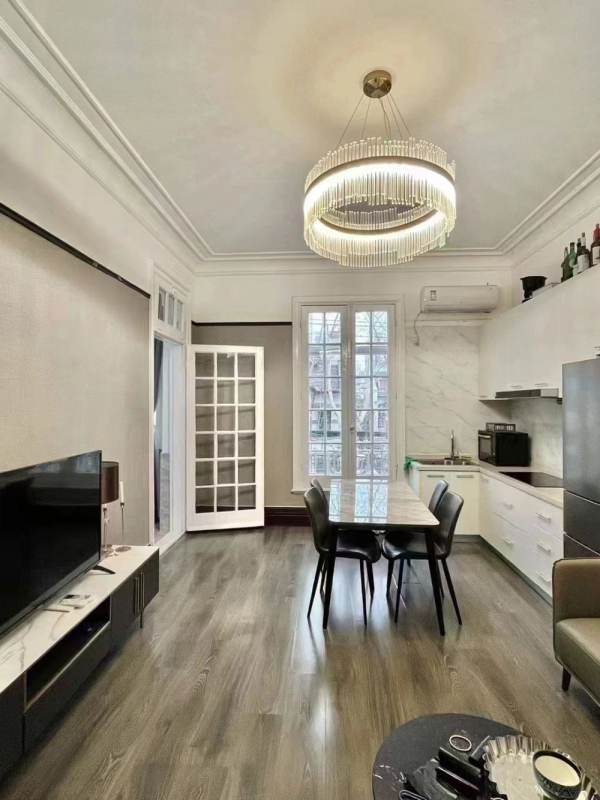 Housing image — Living Room