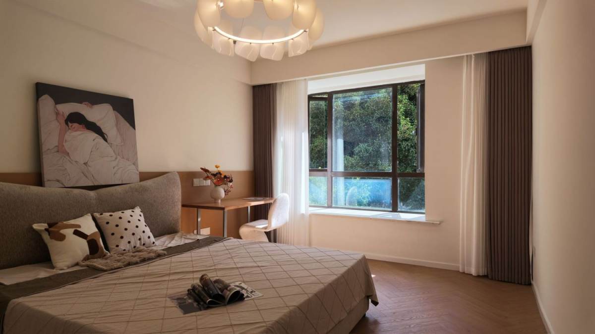 Housing image — Bedroom