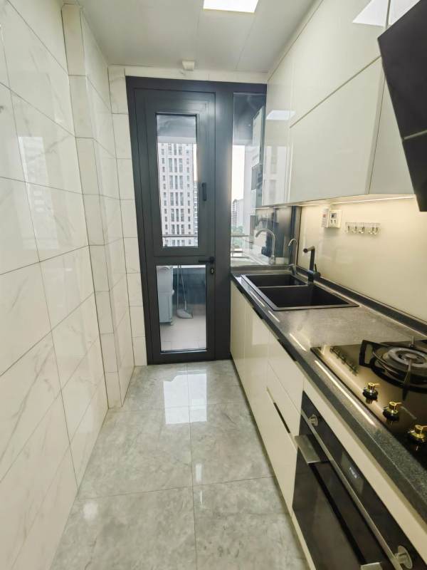 Housing image — Kitchen