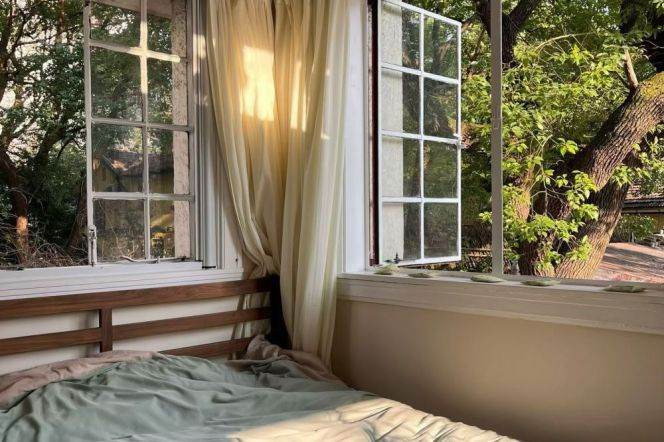 1BR Lane House in Old Xuhui with Terrace