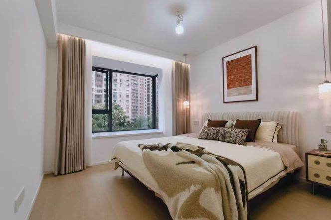 Spacious 2BR Apartment near Yishan Rd Metro (L3/L4/L9)