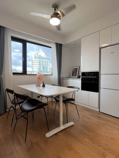 Housing image — Living Room