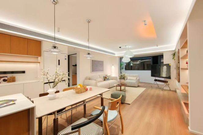Spacious 2BR Apartment near Zhongshan Park
