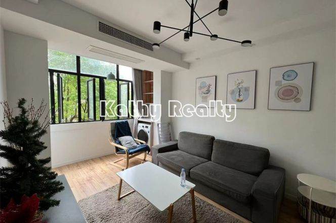 1BR Apartment in Old Xuhui (L9/L12)