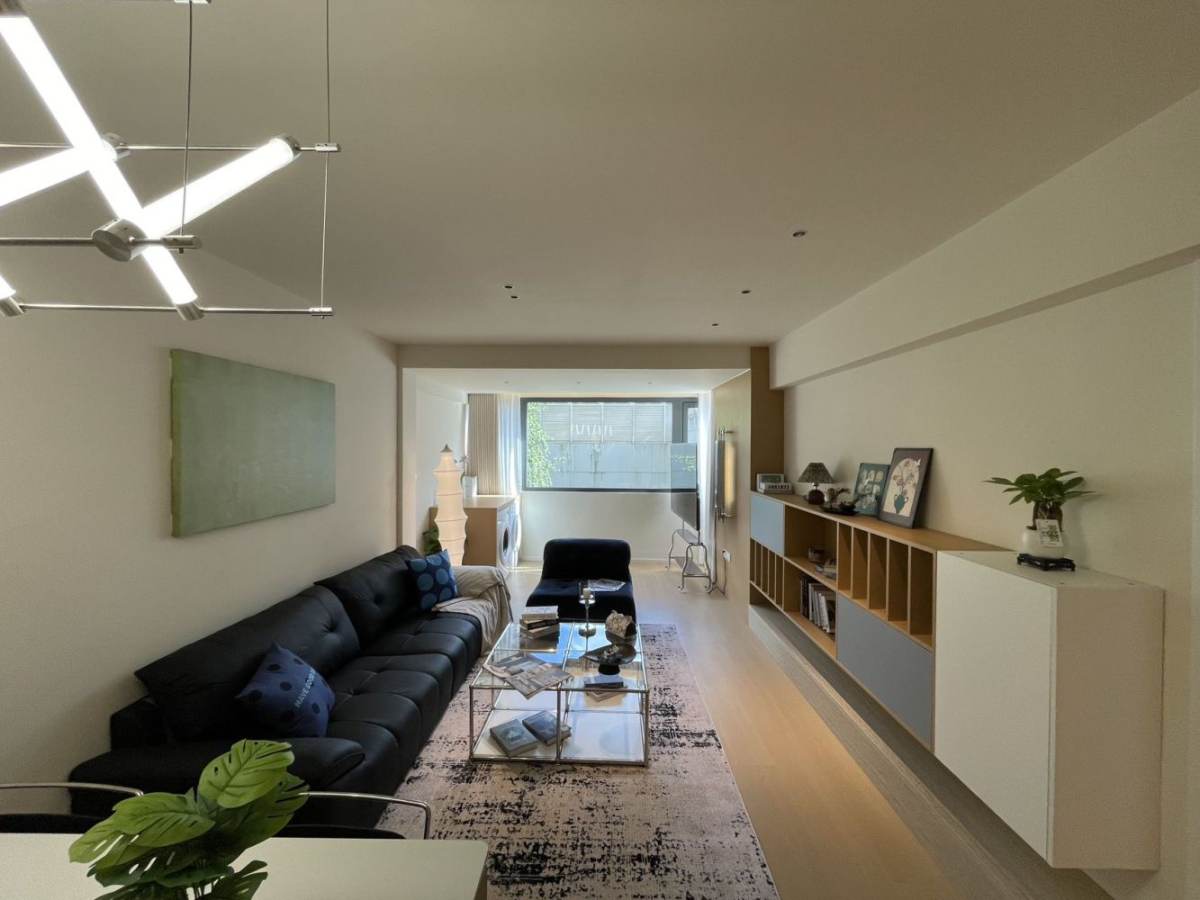 Housing image — Living Room