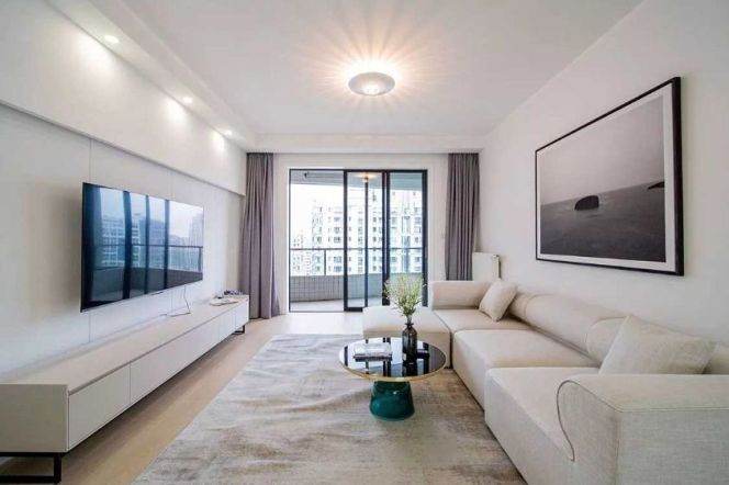 High-Floor 3BR Apartment near Century Park with Floor-to-Ceiling Windows