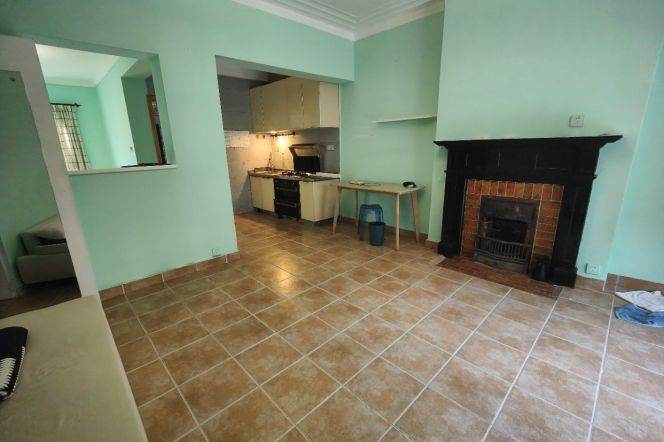 High-Ceiling 1BR Heritage Apartment in Old Xuhui with Private Garden