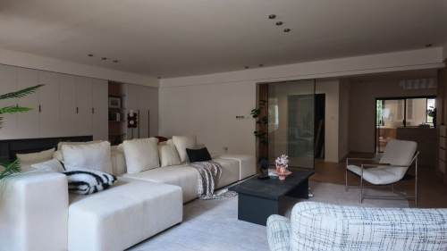Housing image — Living Room