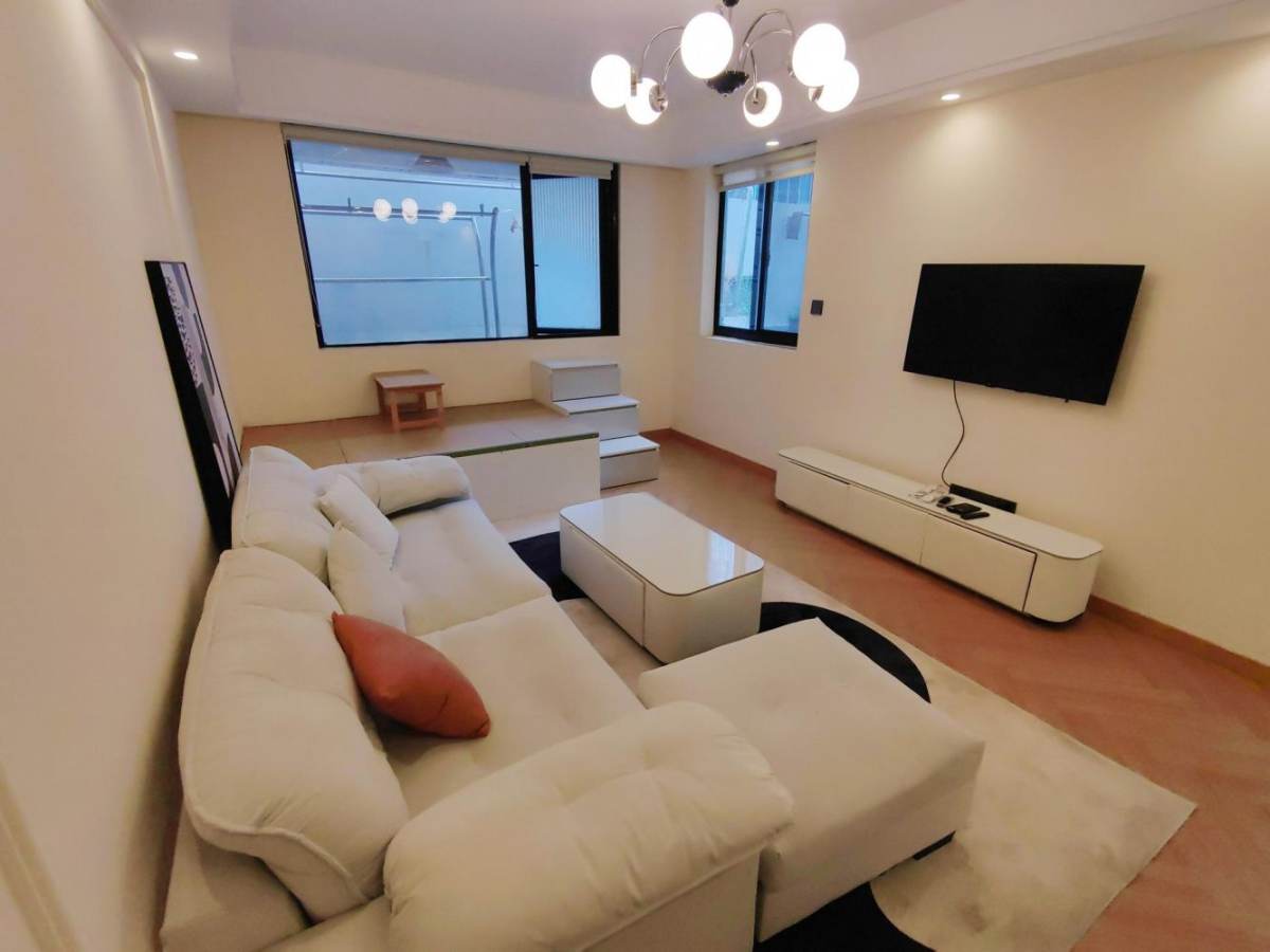 Housing image — Living Room