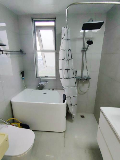 Housing image — Bathroom