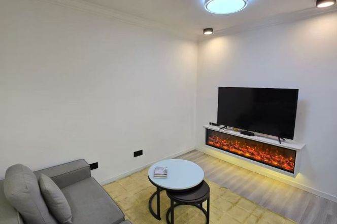 Spacious 1BR Apartment at Gaorong Unit
