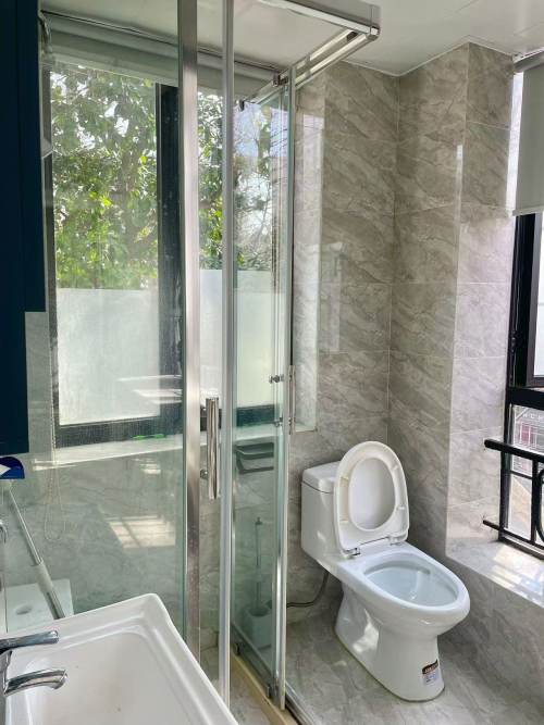 Housing image — Bathroom
