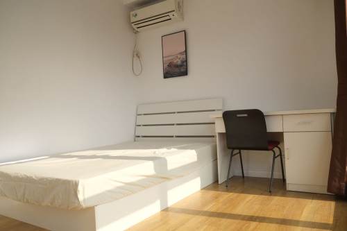Housing image — Living Room