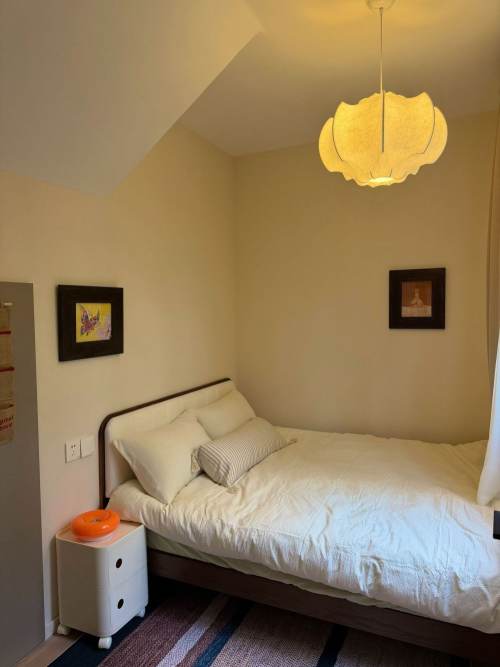 Housing image — Bedroom